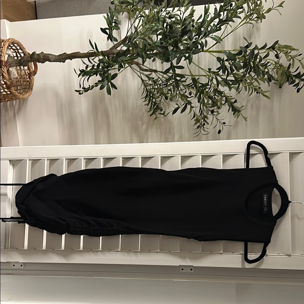Lioness Ruched Black Sleeveless Midi Dress